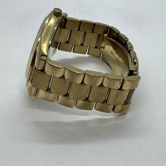 Michael Kors Slim Runway MK3179 Women's Gold Tone Analog Dial Wrist Watch JNA250 - Picture 7 of 11